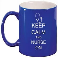 Запазете спокойствие и медицинска сестра на стетоскоп керамично кафе чаша чаша чаша синьо